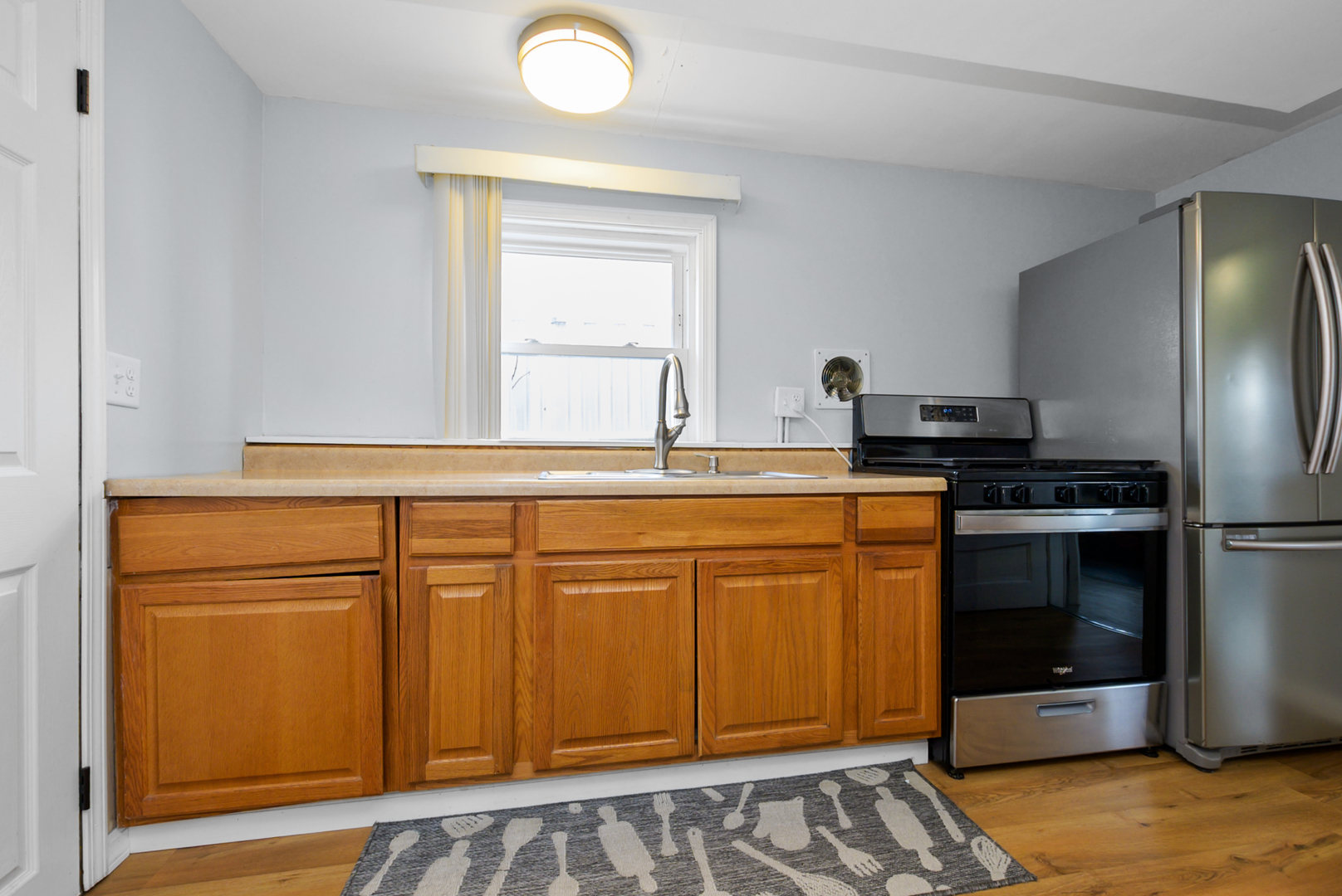 8037 Mcvicker Avenue, Burbank, IL 60459