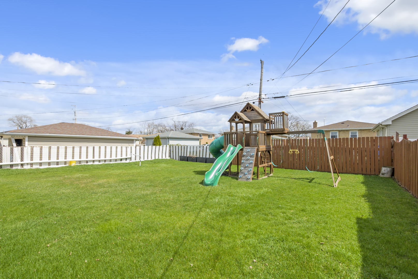 8037 Mcvicker Avenue, Burbank, IL 60459