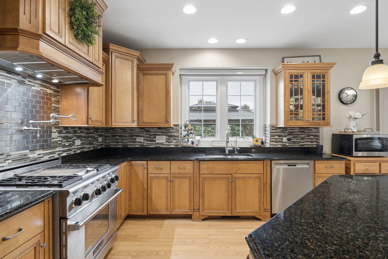 21261 Somerset Street, Shorewood, IL 60404