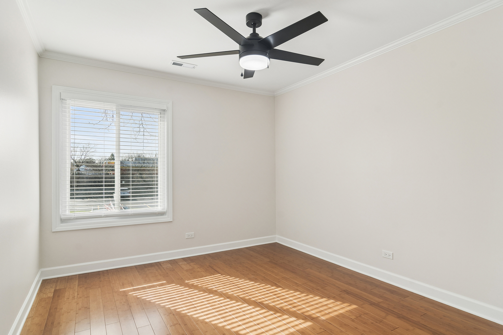 4704 Euclid Avenue #2D, Rolling Meadows, IL 60008