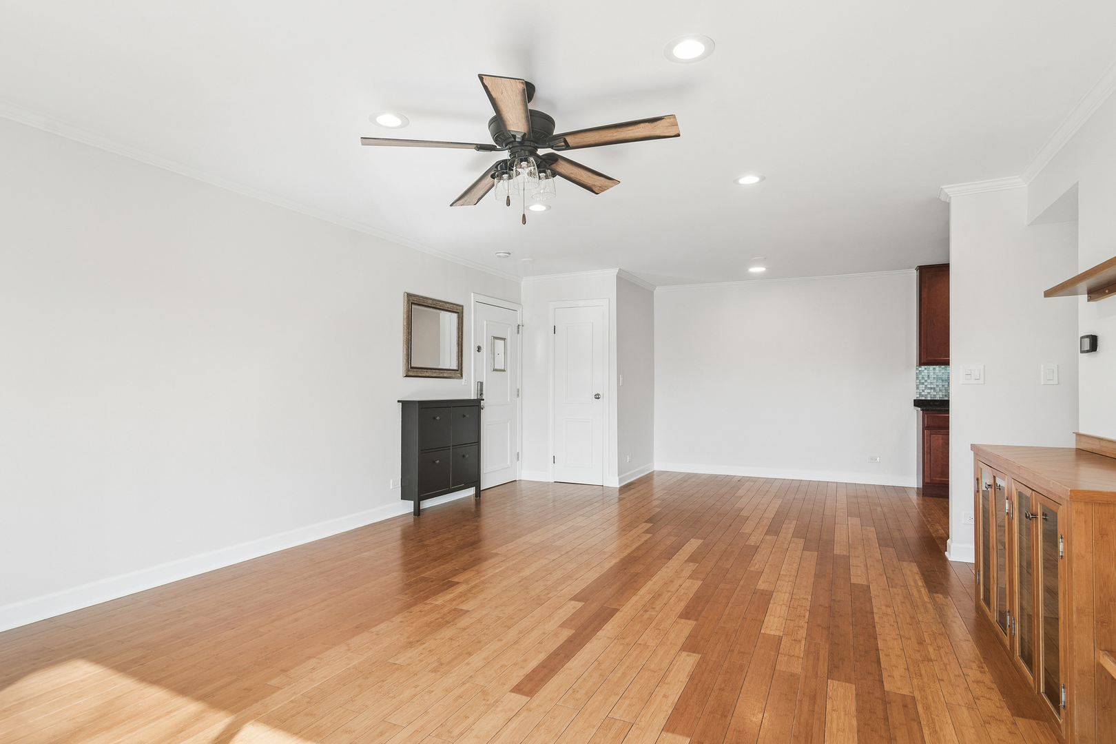 4704 Euclid Avenue #2D, Rolling Meadows, IL 60008