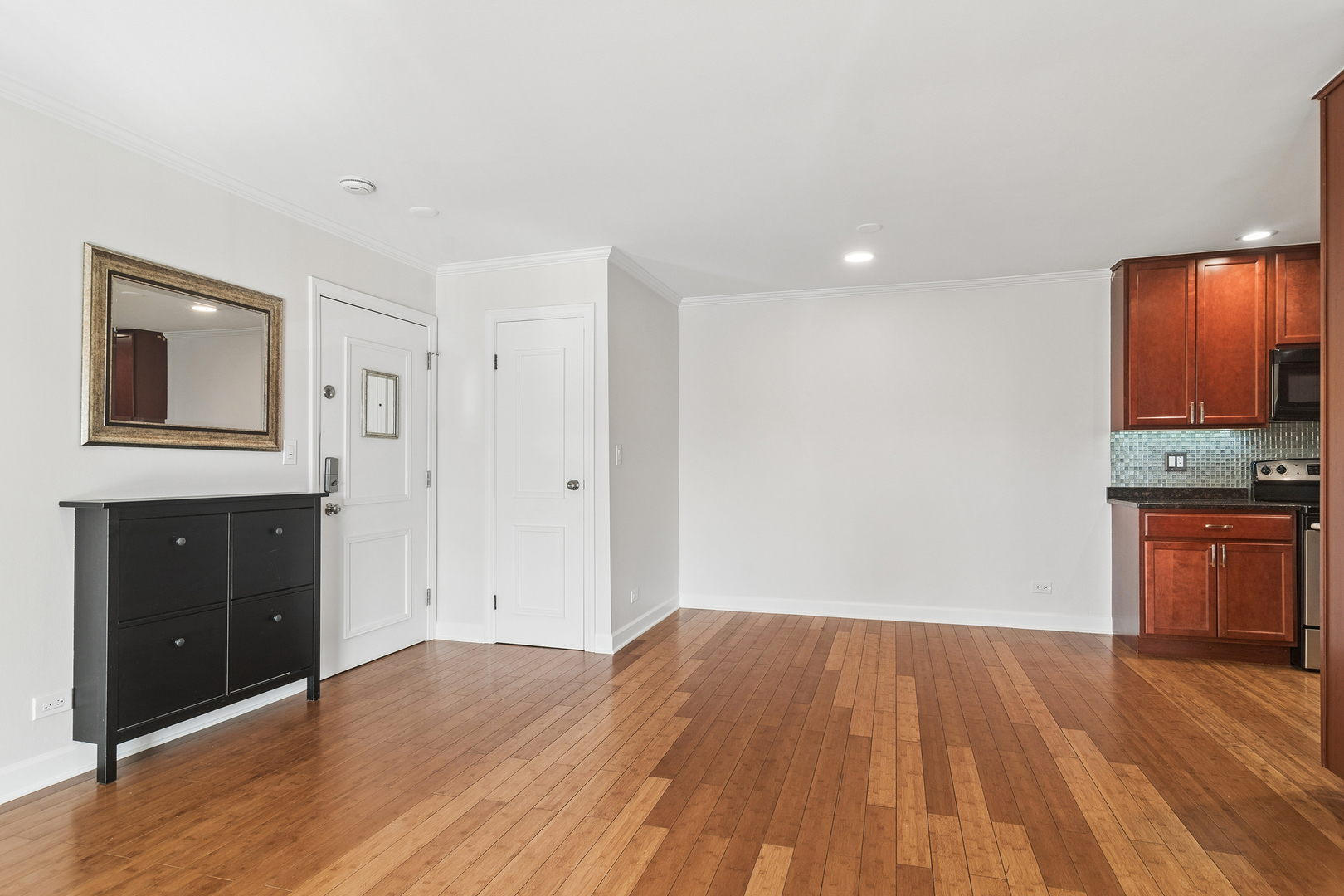 4704 Euclid Avenue #2D, Rolling Meadows, IL 60008