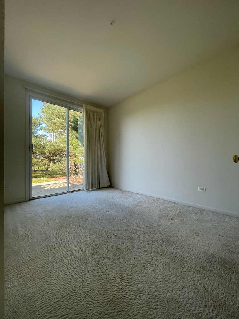 51 Arboretum Drive, Lombard, IL 60148