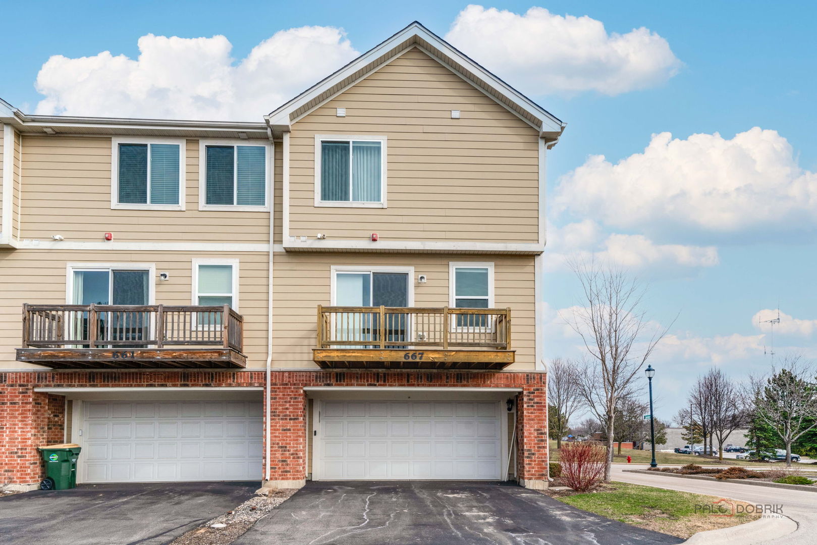 667 Hickory Street, Mundelein, IL 60060