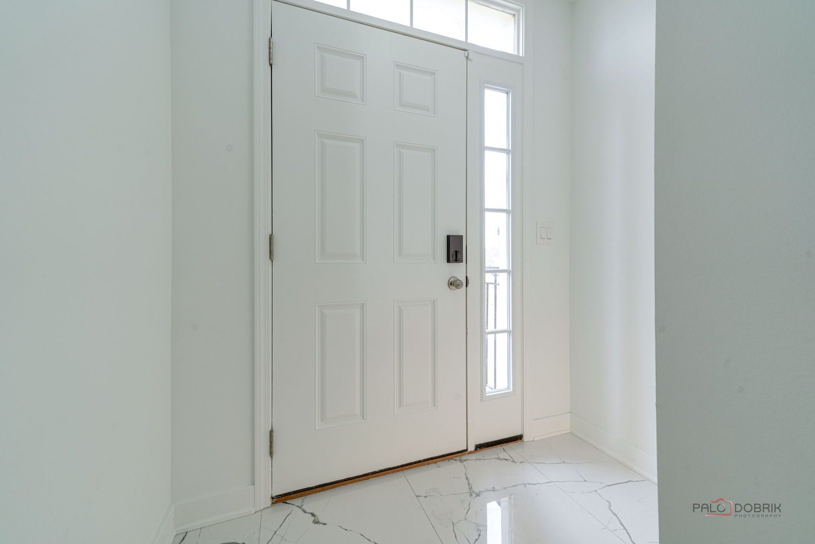 667 Hickory Street, Mundelein, IL 60060