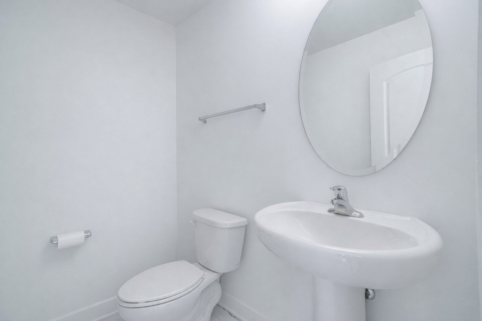 667 Hickory Street, Mundelein, IL 60060