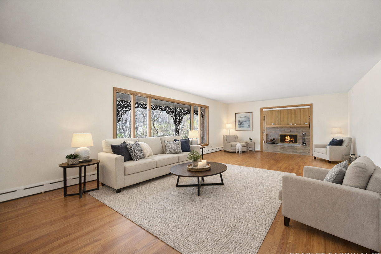 501 Glenwood Trail, Elgin, IL 60120