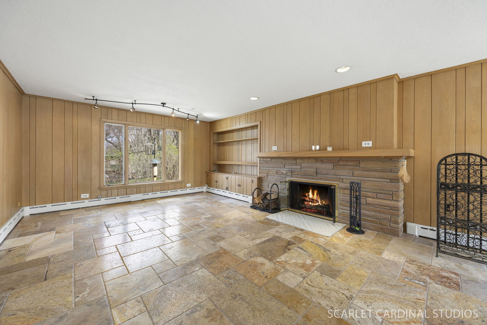 501 Glenwood Trail, Elgin, IL 60120