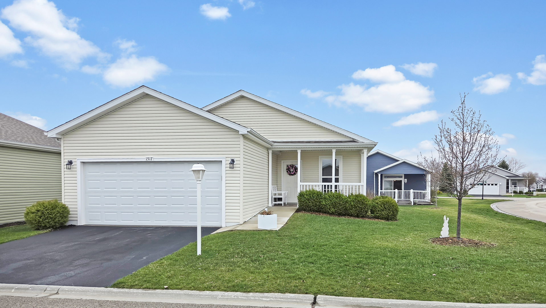 1517 Concord Court, Grayslake, IL 60030