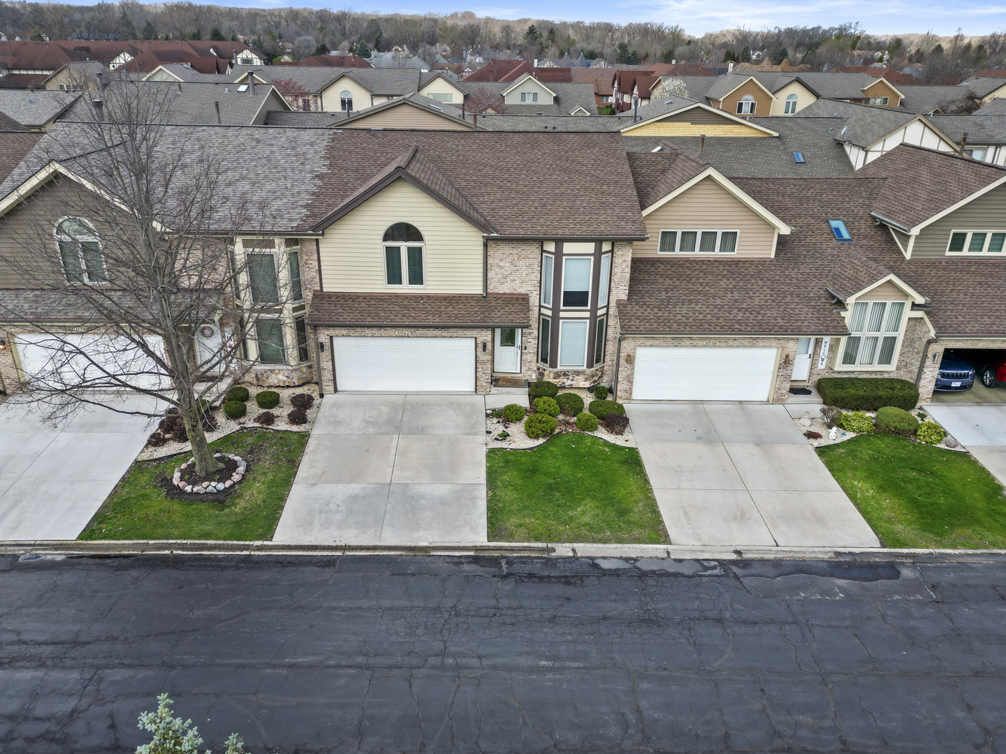 11742 Lighthouse Lane, Palos Heights, IL 60463