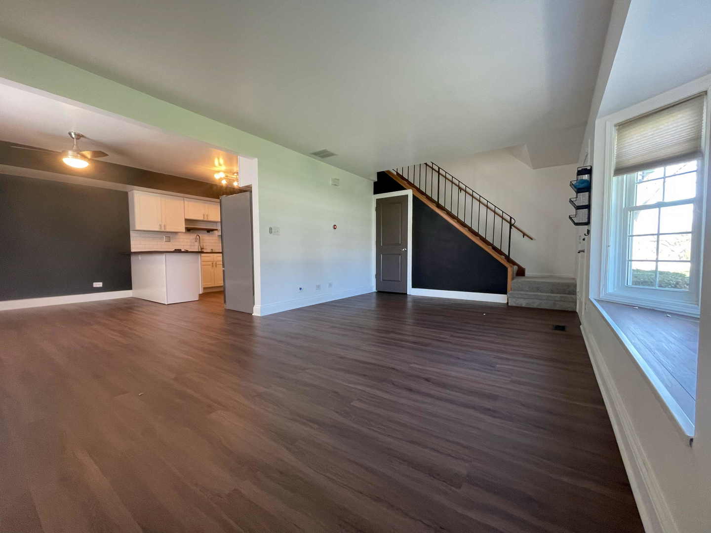 211 E Oneida Avenue #G, Bartlett, IL 60103