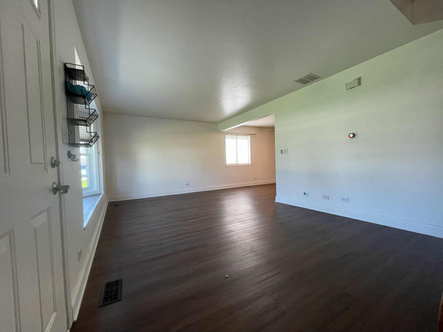 211 E Oneida Avenue #G, Bartlett, IL 60103