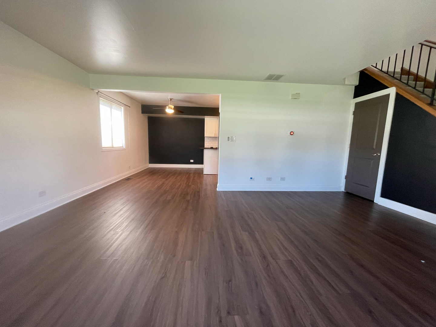 211 E Oneida Avenue #G, Bartlett, IL 60103