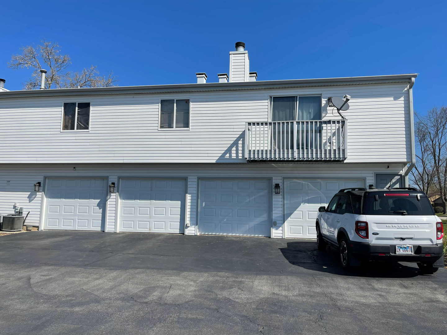 211 E Oneida Avenue #G, Bartlett, IL 60103