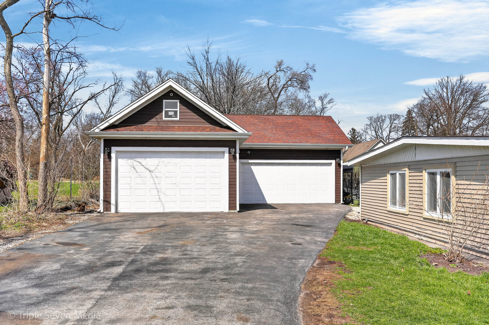 132 Harvey Avenue, Wood Dale, IL 60191