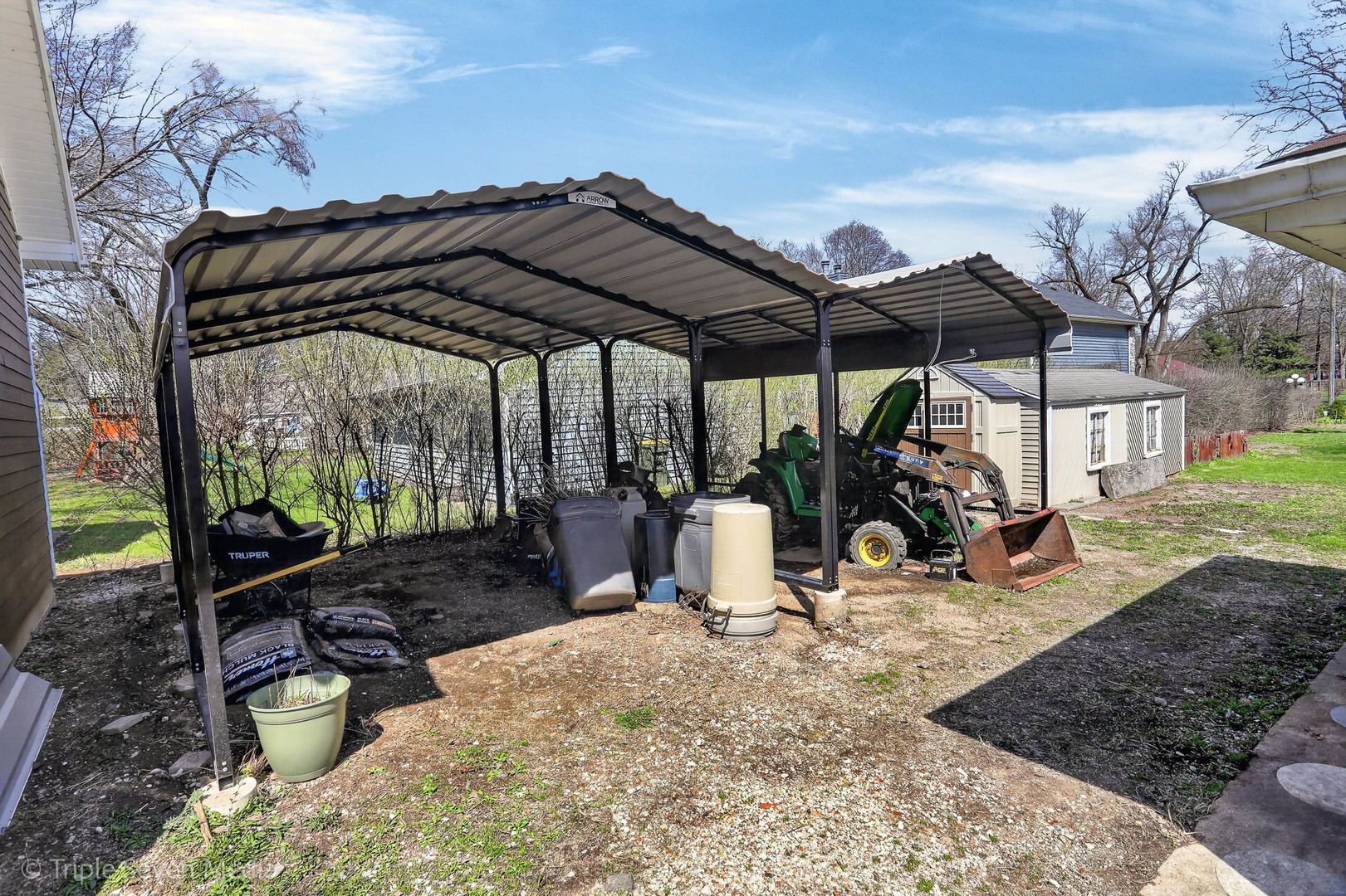 132 Harvey Avenue, Wood Dale, IL 60191