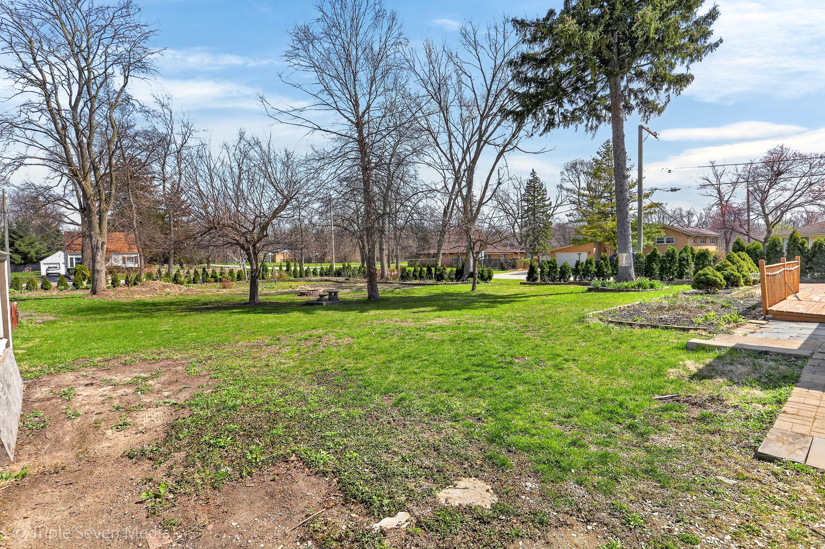 132 Harvey Avenue, Wood Dale, IL 60191