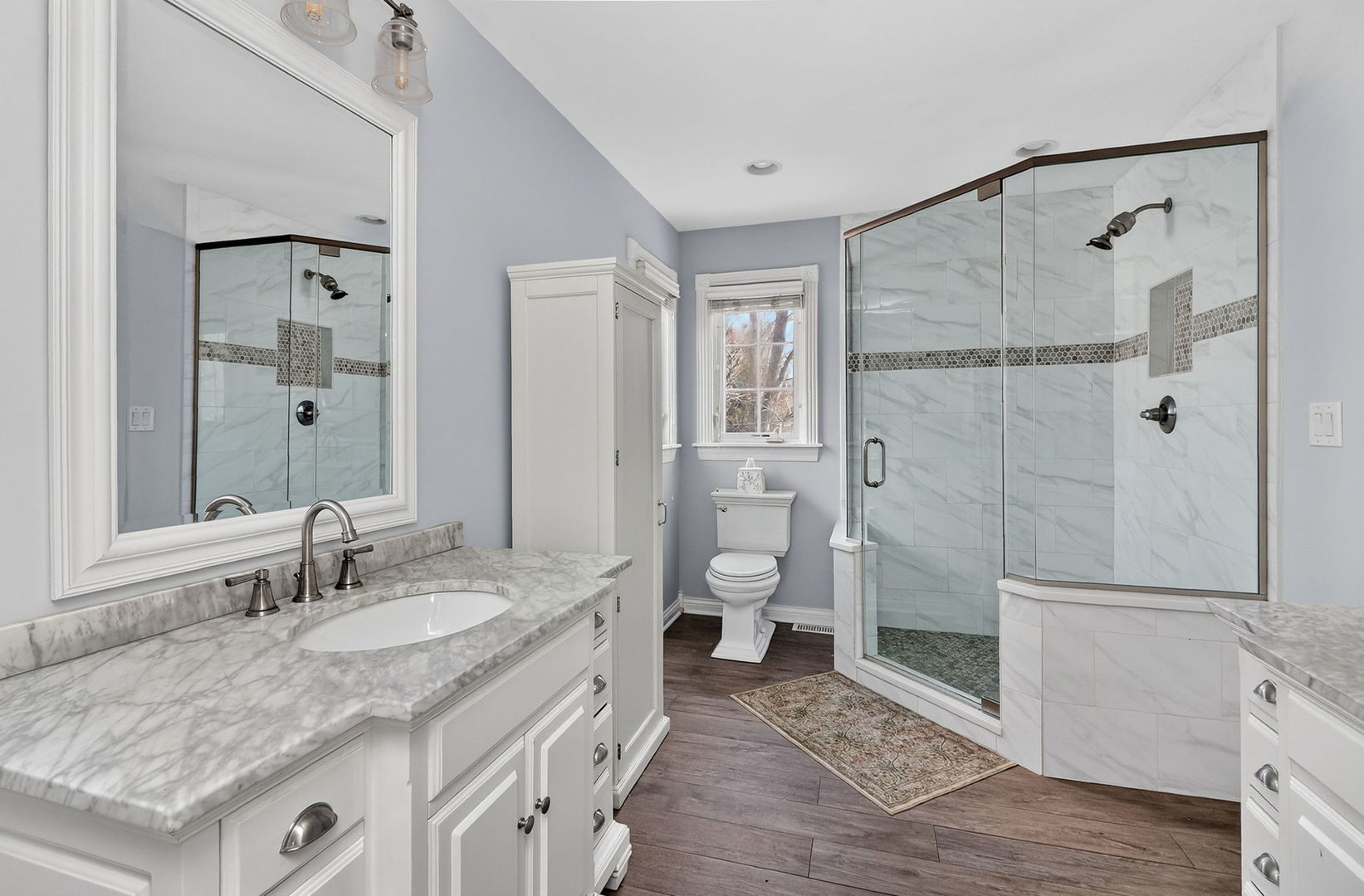 1614 Sawyer Avenue, Glen Ellyn, IL 60137