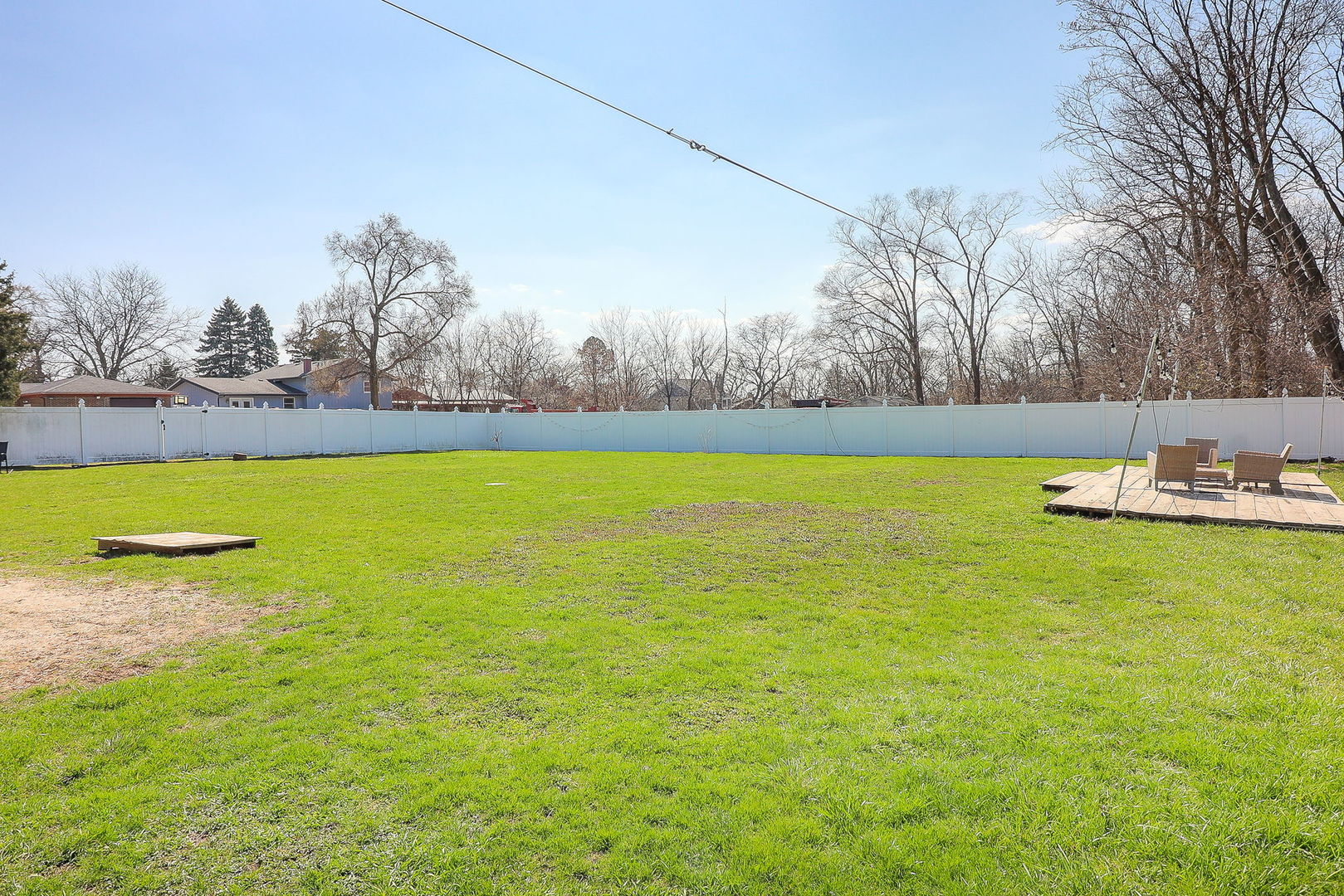 1614 Sawyer Avenue, Glen Ellyn, IL 60137