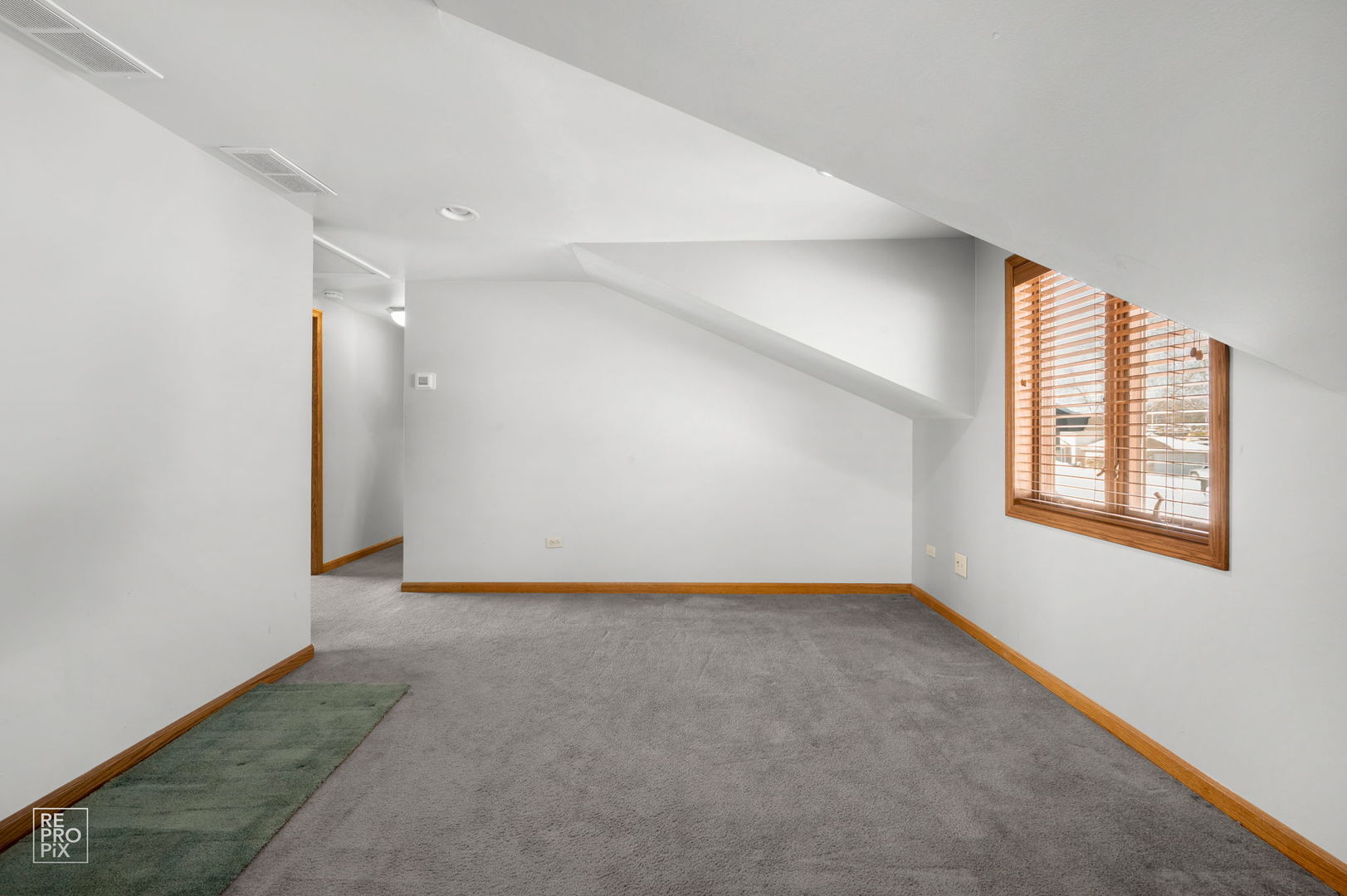 3235 192nd Street, Lansing, IL 60438