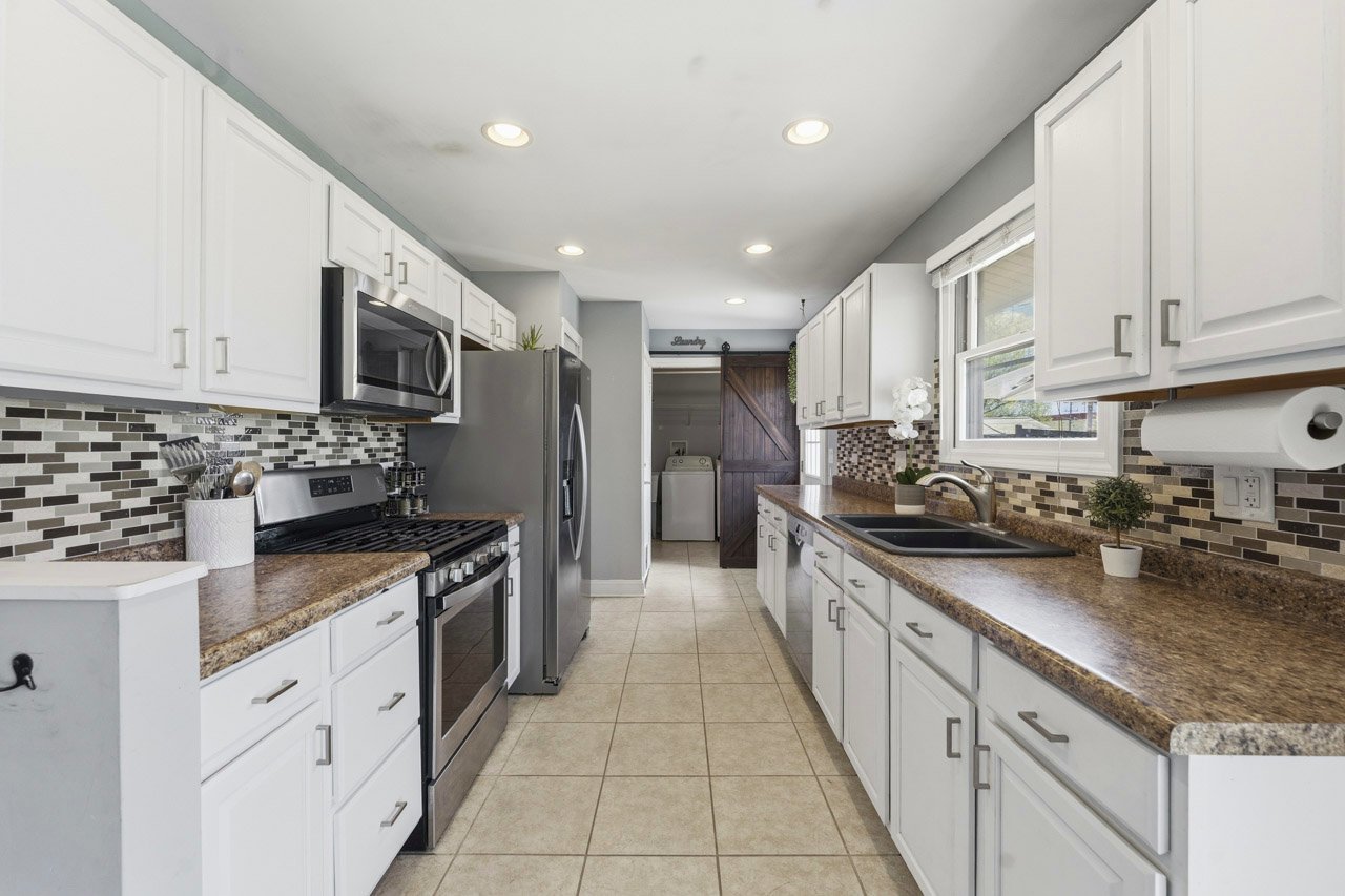 441 Walnut Lane, Elk Grove Village, IL 60007