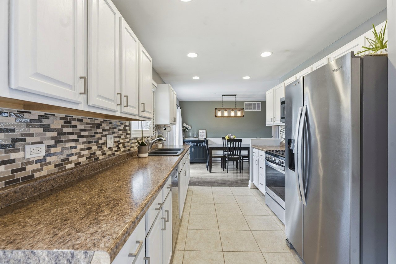 441 Walnut Lane, Elk Grove Village, IL 60007