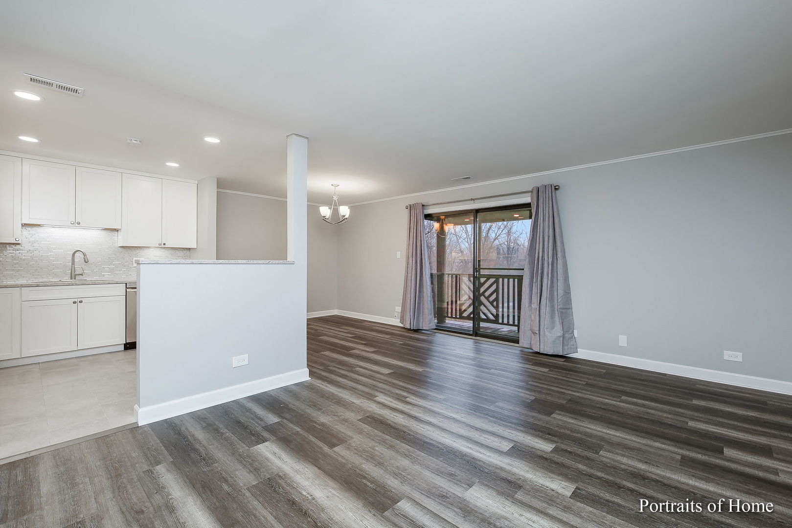 1780 Gloucester Court #C, Wheaton, IL 60189