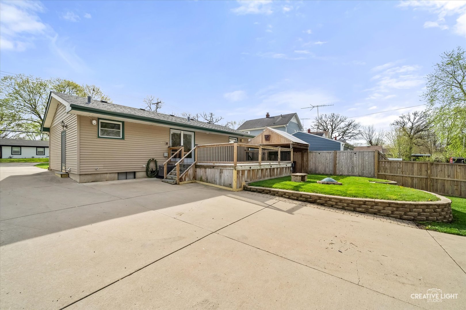 1117 Douglas Avenue, Aurora, IL 60505