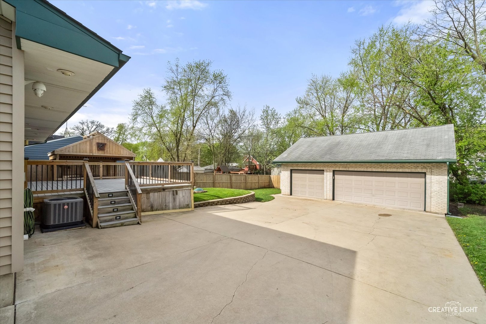 1117 Douglas Avenue, Aurora, IL 60505