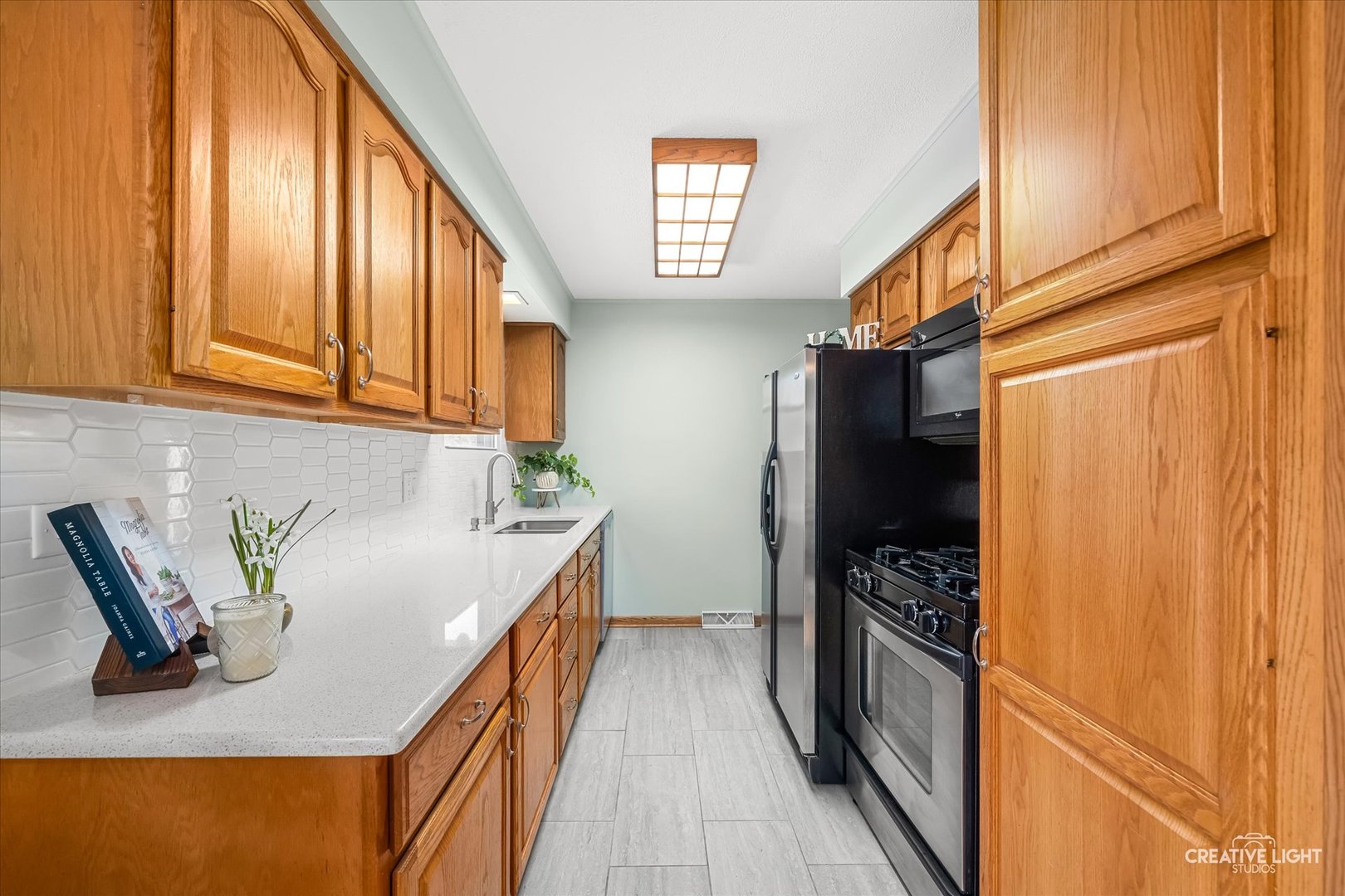 1117 Douglas Avenue, Aurora, IL 60505