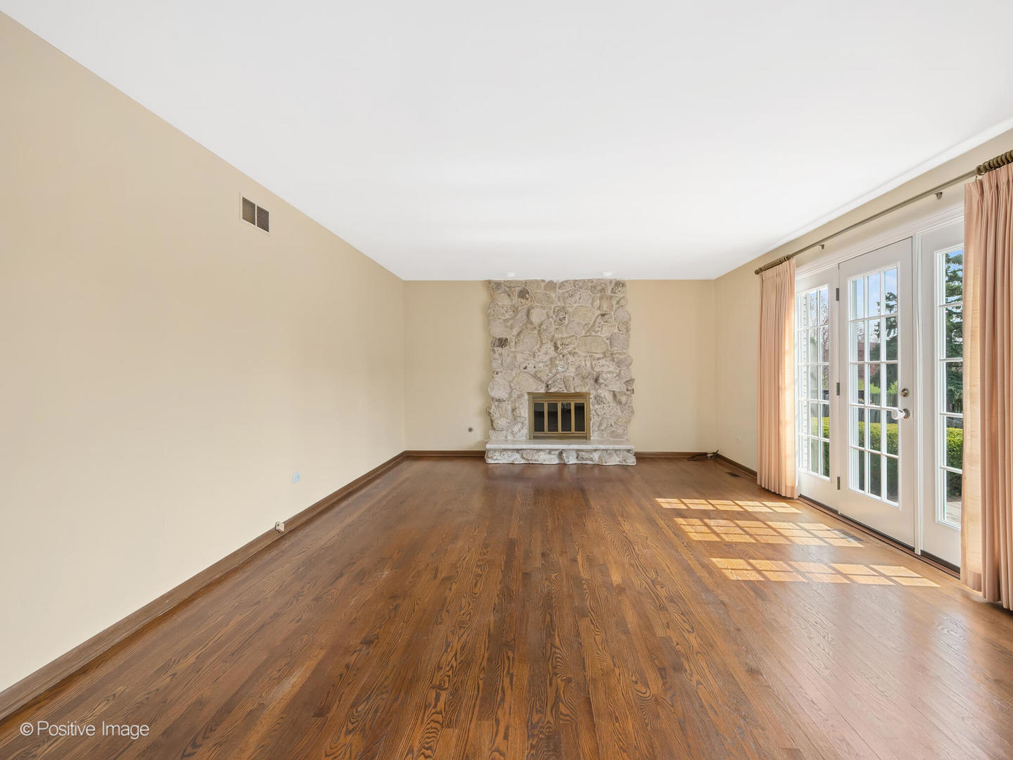 8335 Red Oak Lane, Orland Park, IL 60462