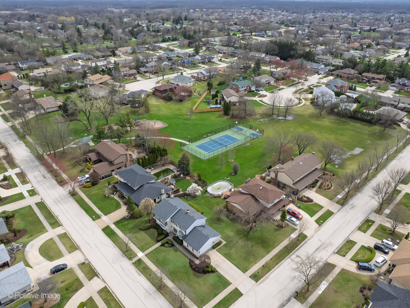 8335 Red Oak Lane, Orland Park, IL 60462