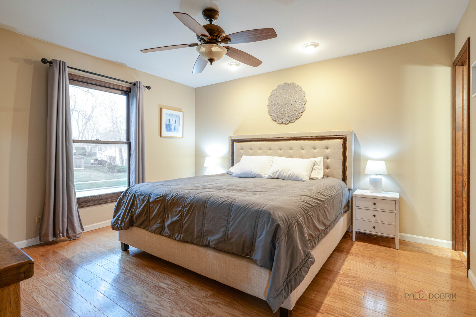 125 S Deerpath Drive, Vernon Hills, IL 60061