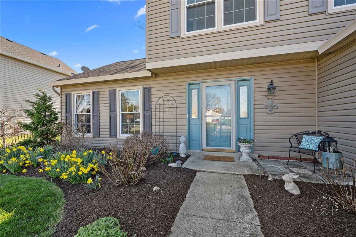 2138 Derby Court, Wheaton, IL 60189