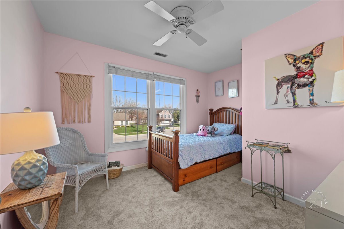 2138 Derby Court, Wheaton, IL 60189