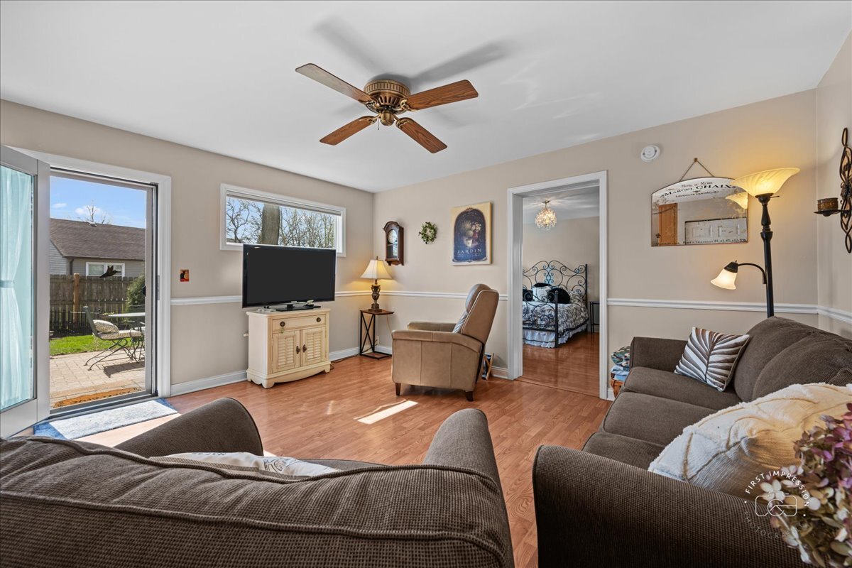 2138 Derby Court, Wheaton, IL 60189