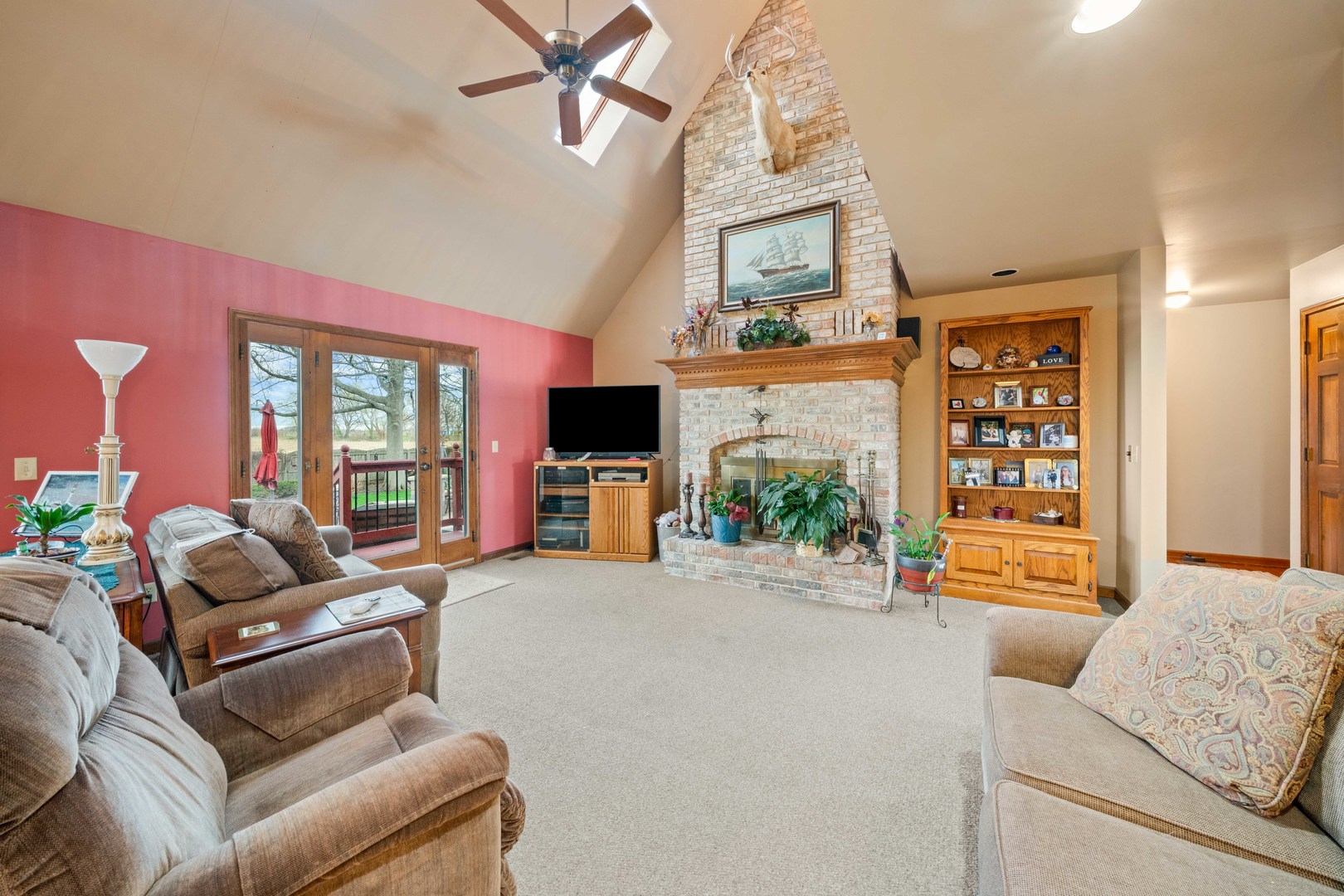 520 Rees Street, Hinckley, IL 60520