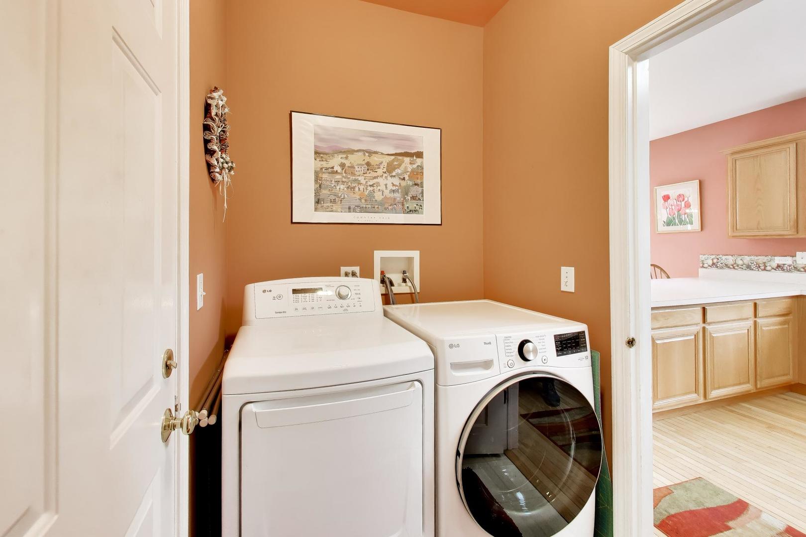 5660 Trinity Court, Gurnee, IL 60031