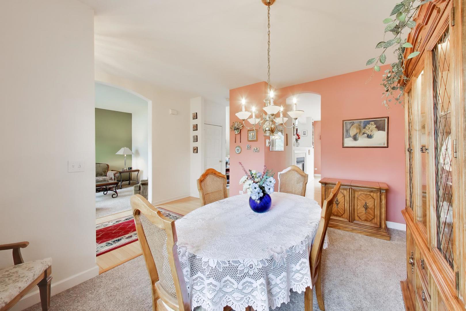 5660 Trinity Court, Gurnee, IL 60031