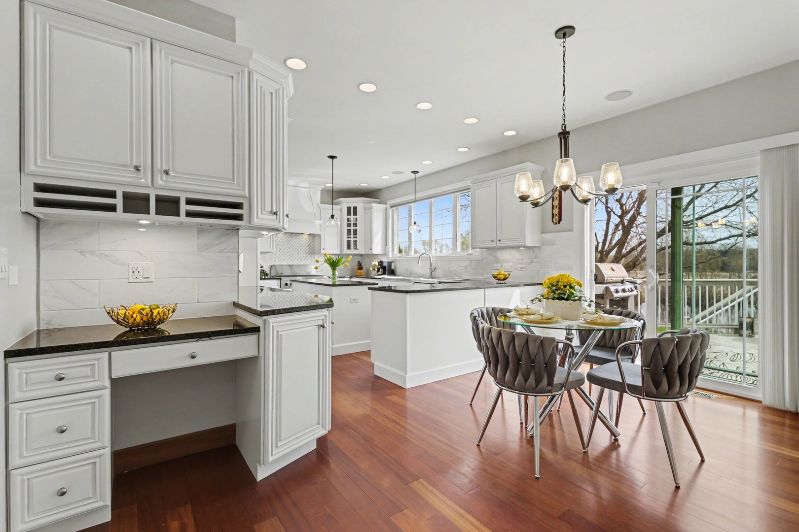 608 Rookery Lane, Joliet, IL 60431