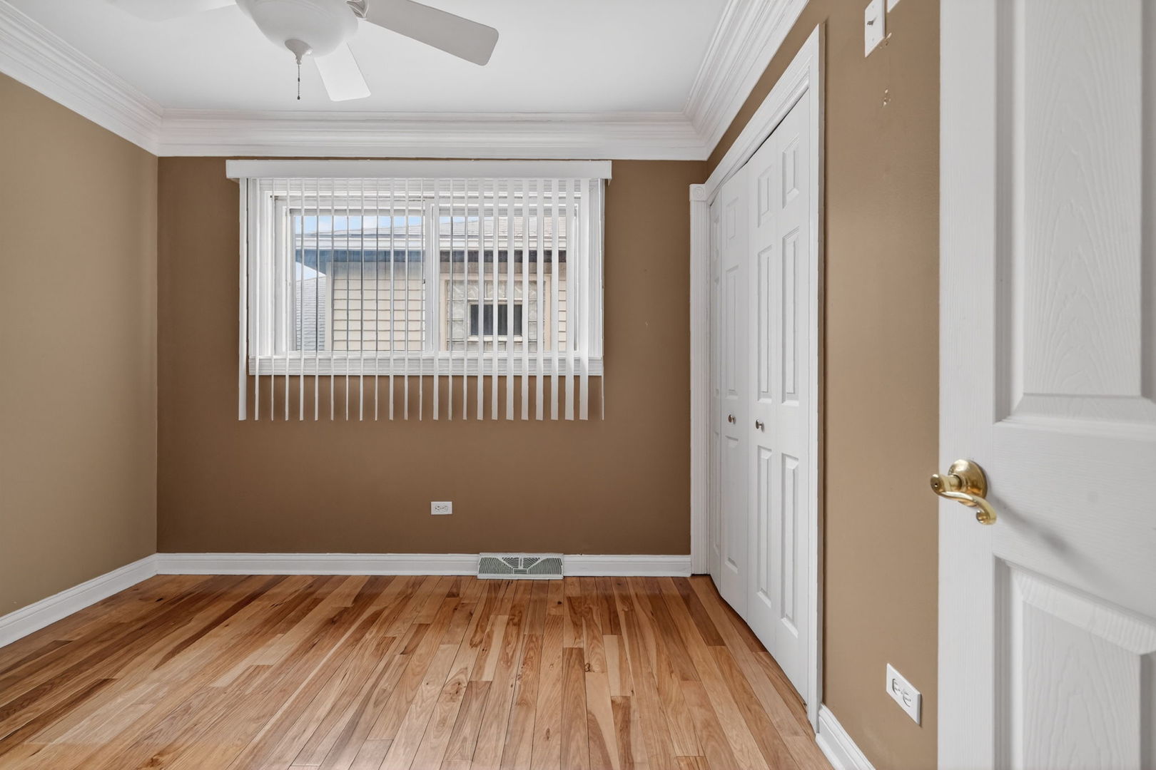 7525 Lorel Avenue, Burbank, IL 60459