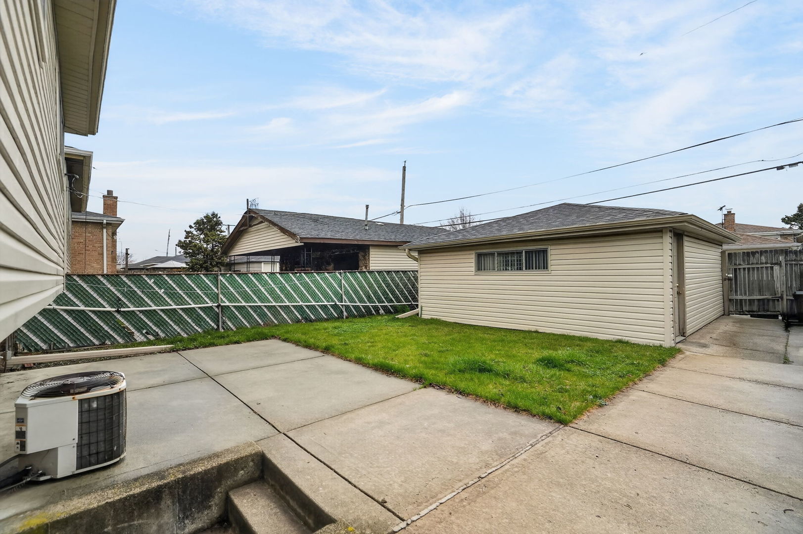 7525 Lorel Avenue, Burbank, IL 60459