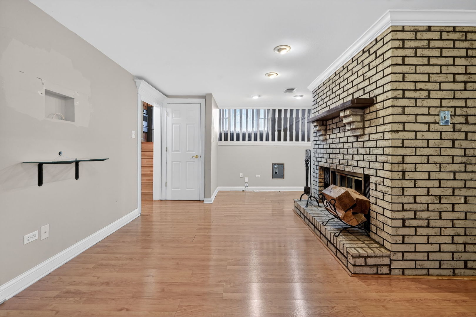 7525 Lorel Avenue, Burbank, IL 60459