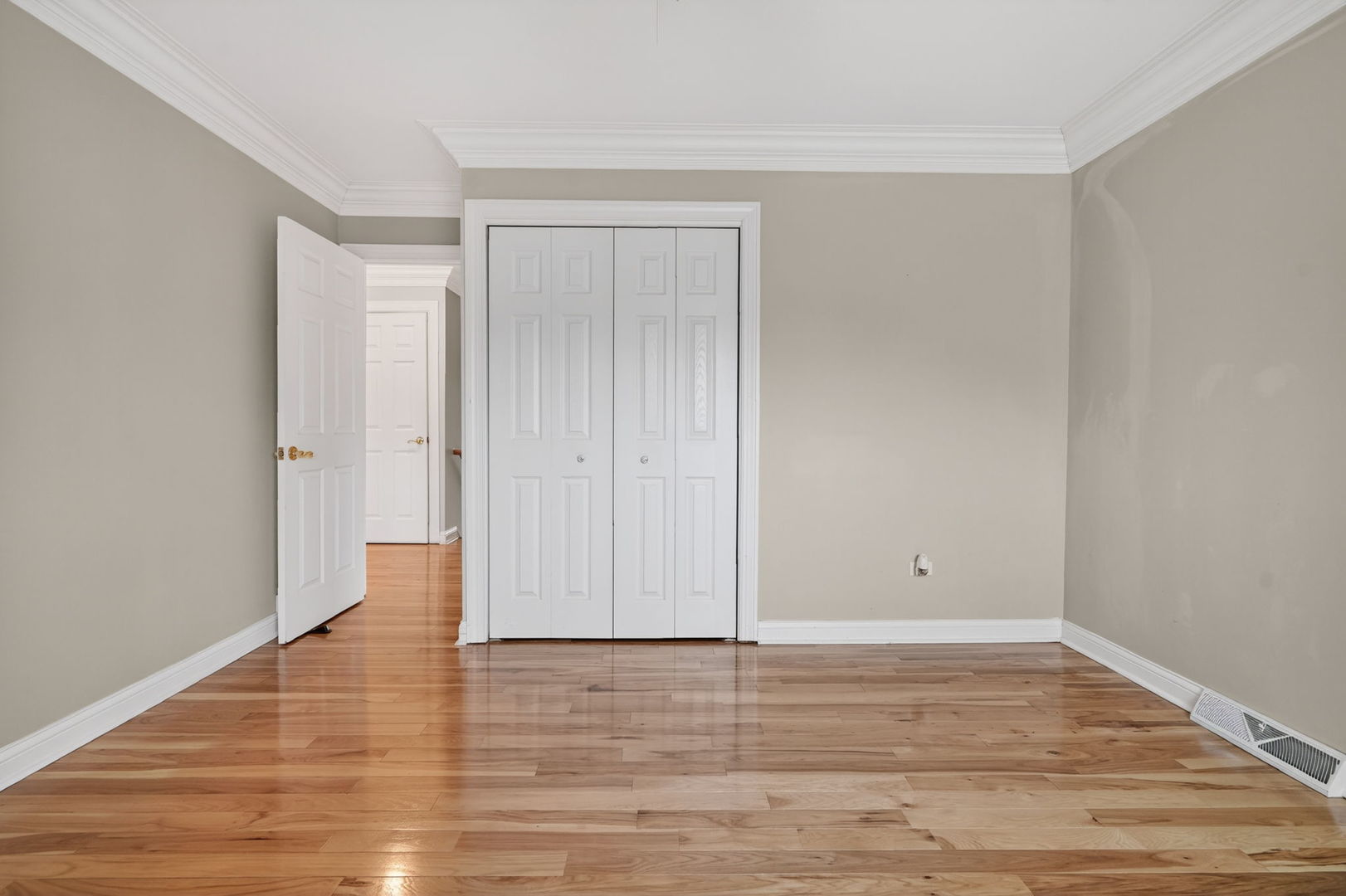 7525 Lorel Avenue, Burbank, IL 60459