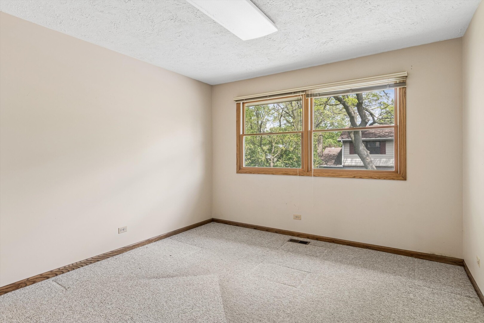 5S671 Park Meadow Drive, Naperville, IL 60540