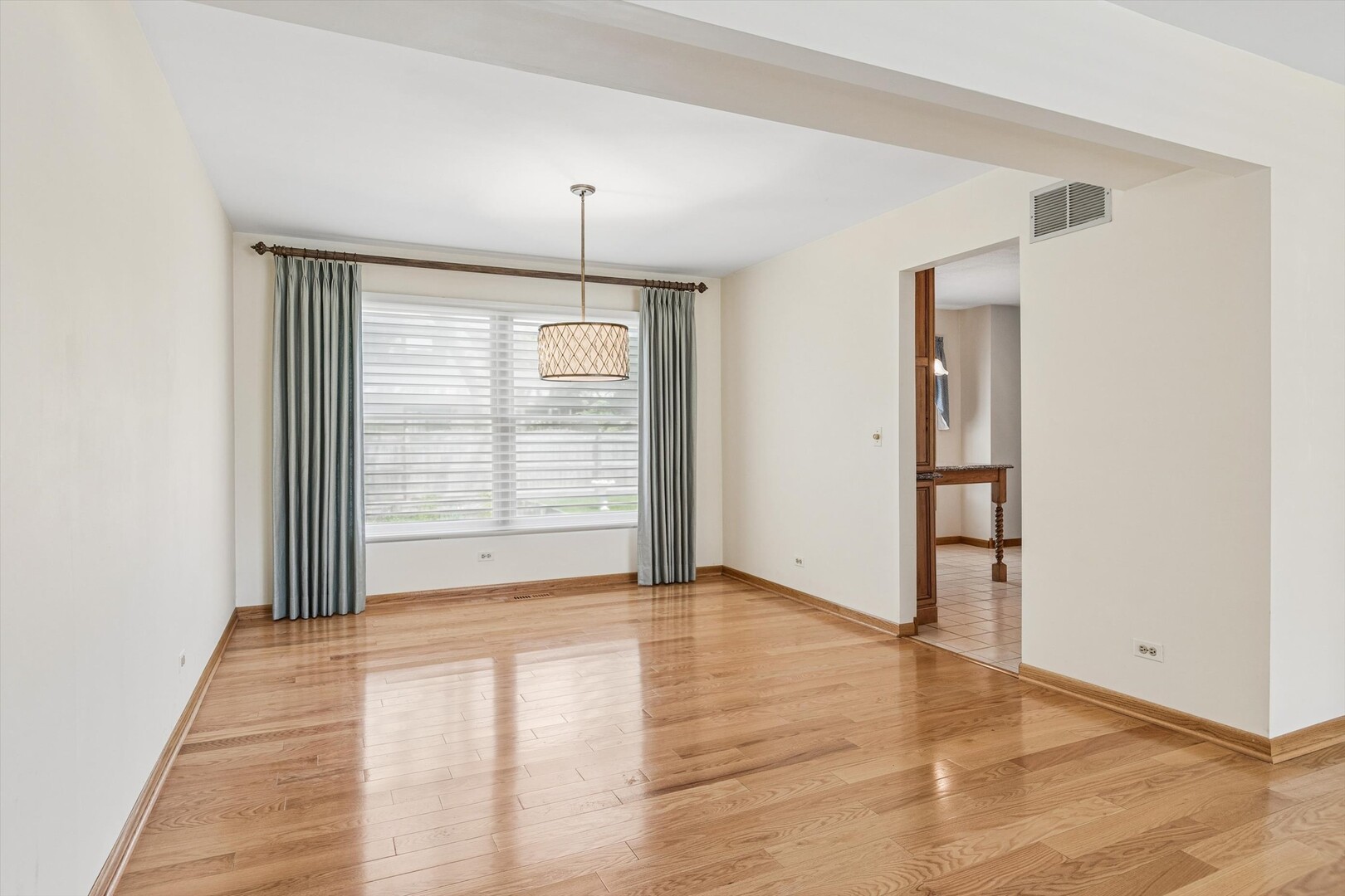 5S671 Park Meadow Drive, Naperville, IL 60540