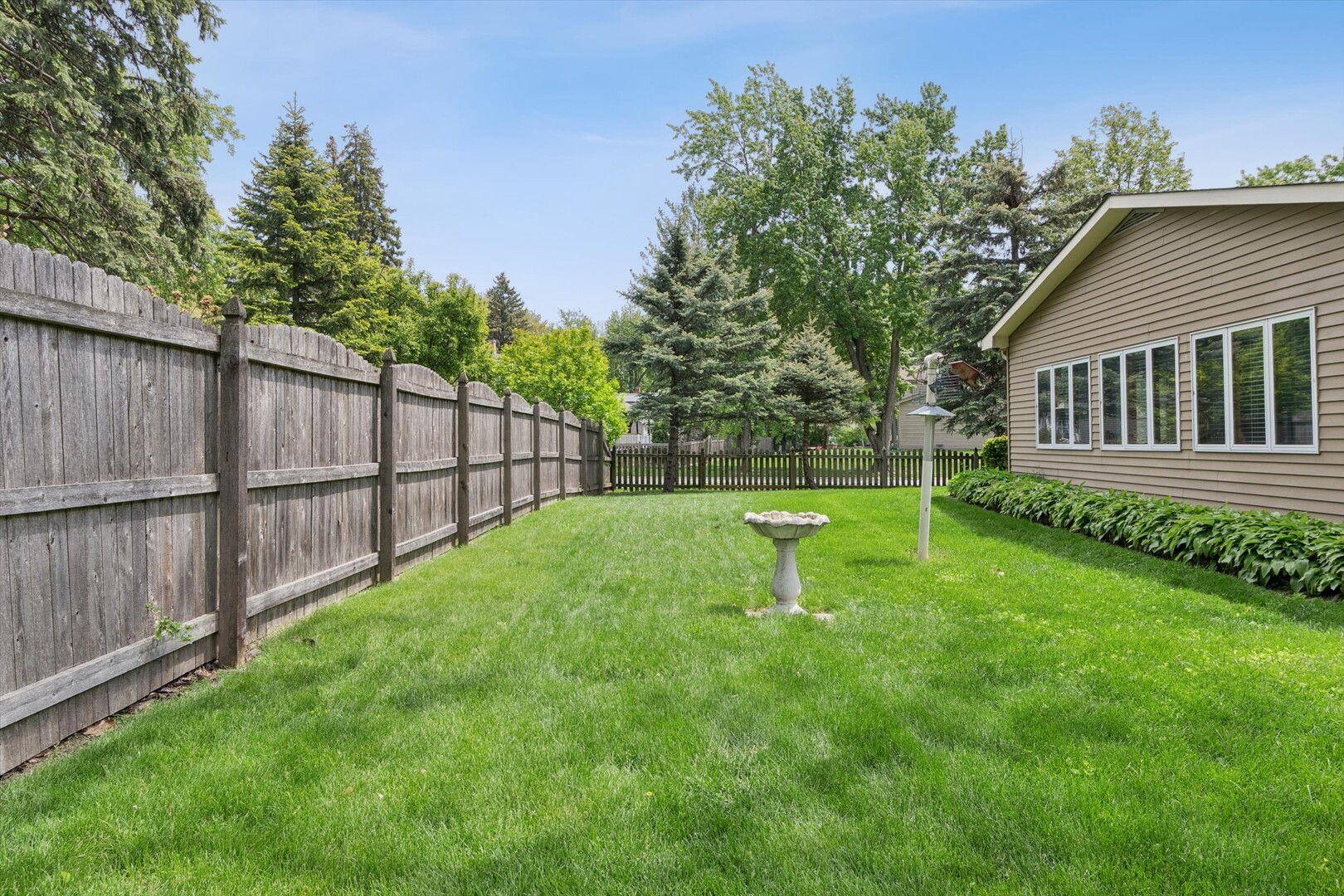 5S671 Park Meadow Drive, Naperville, IL 60540