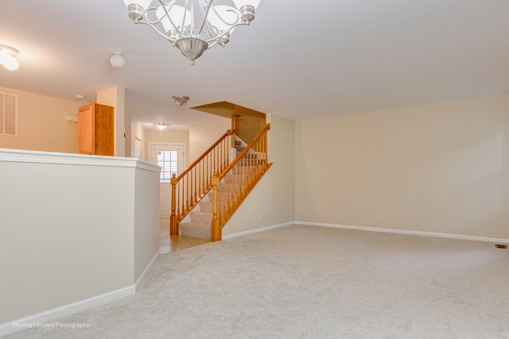 2417 Stoughton Circle #2417, Aurora, IL 60502