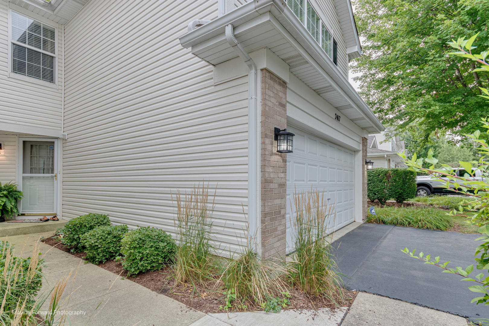 2417 Stoughton Circle #2417, Aurora, IL 60502