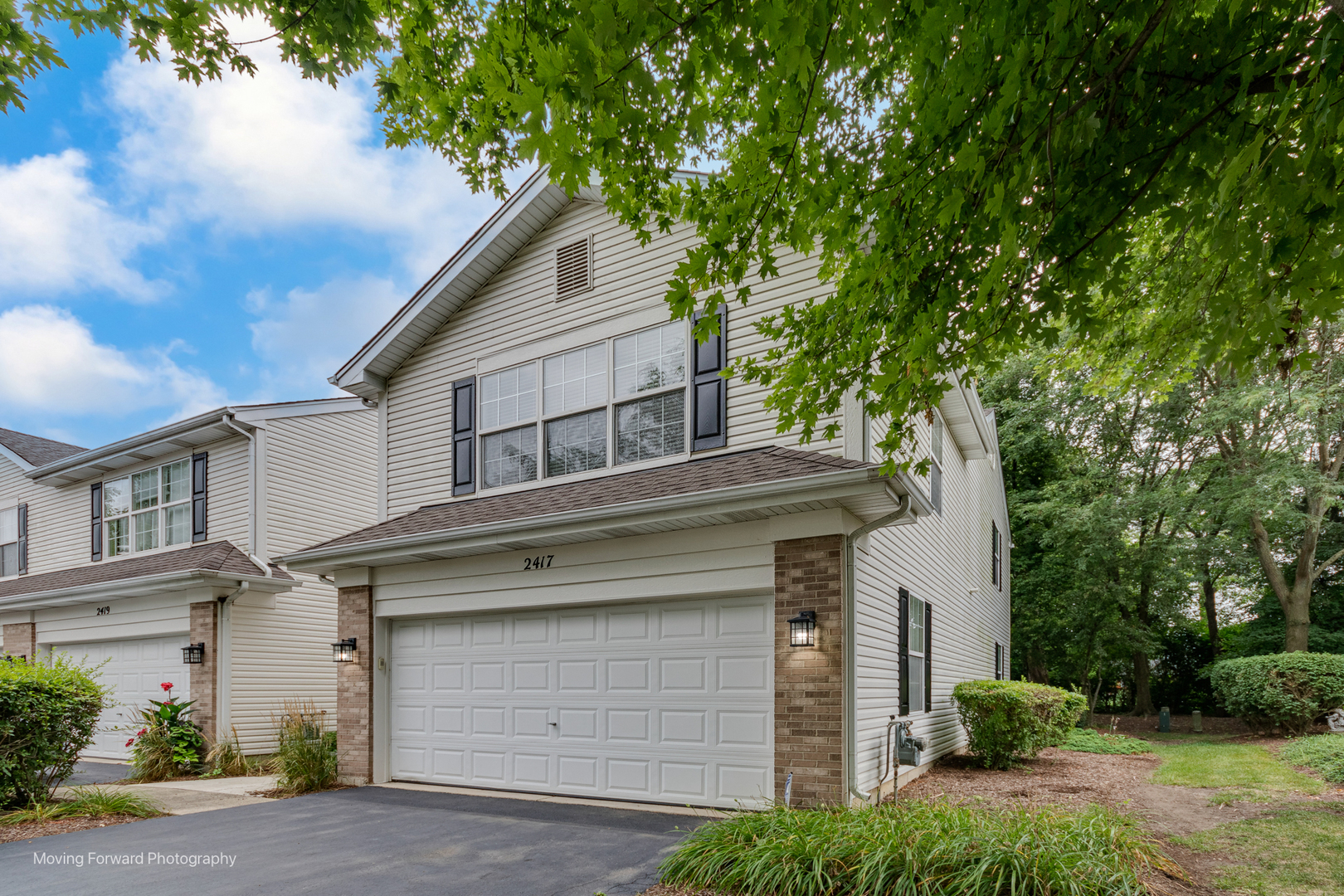 2417 Stoughton Circle #2417, Aurora, IL 60502